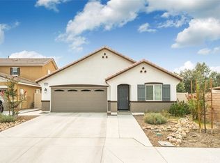 886 Avenida Del Rio, San Jacinto, CA 92582