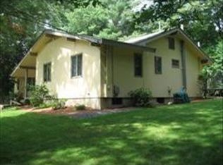 16 Birchwood Dr, Bedford, MA 01730