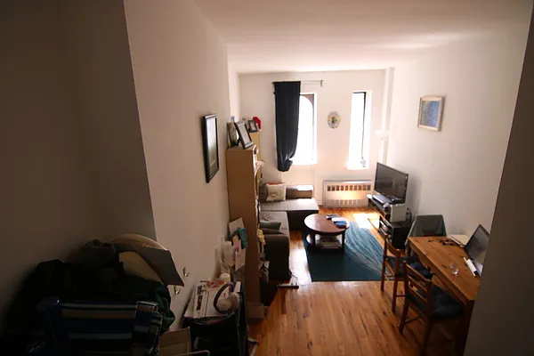 Rented by America Mecca Realty LLC | media 21