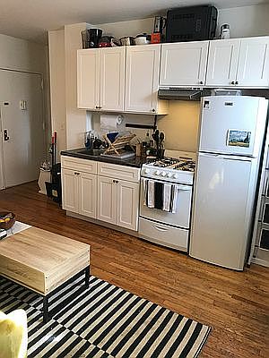 3rd image of 218 1st Ave #3W