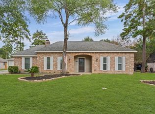 27241 Wells Ln, Conroe, TX 77385