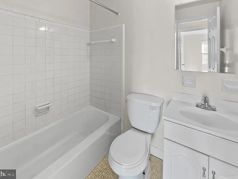 12814 Epping Ter #2-B — Photo 21