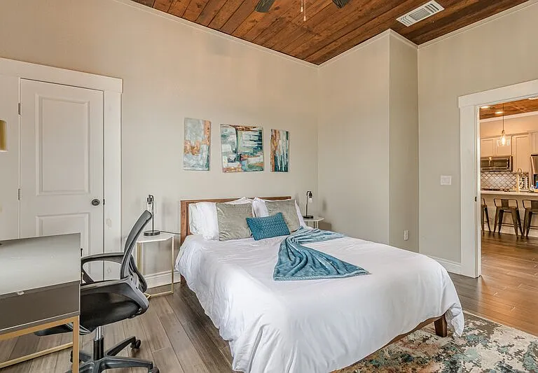 1022 Nolan St — Photo 12