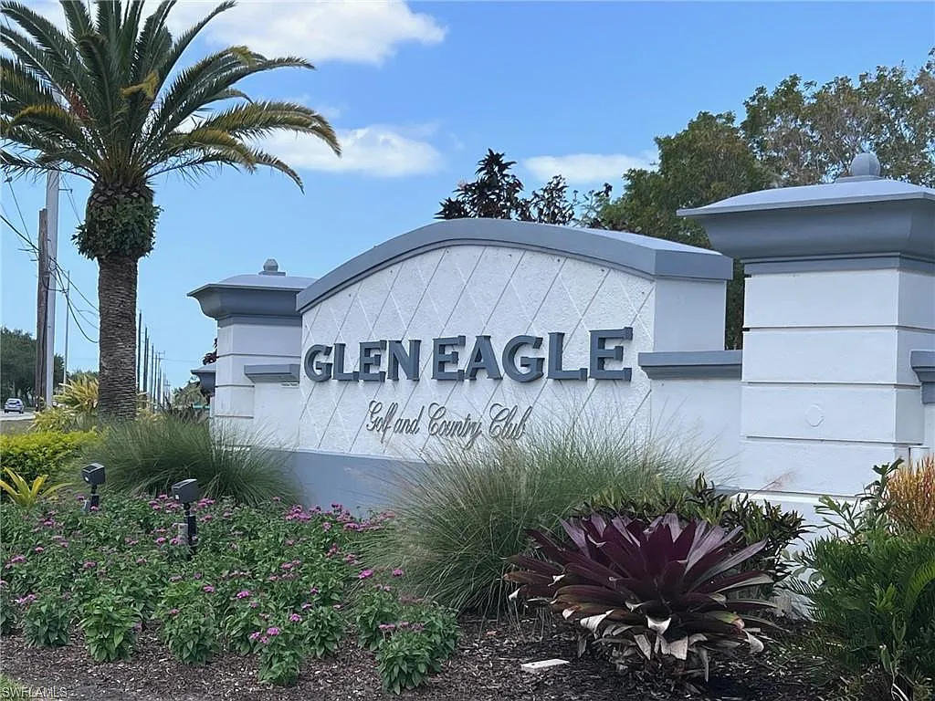 2 bed, 2.0 bath, 1091 sqft, $4,300 — Photo 2