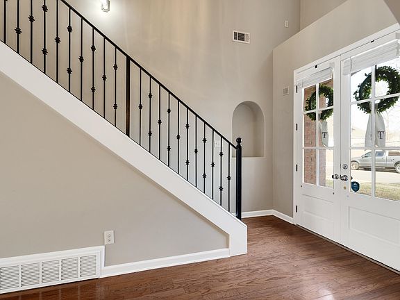3rd image of 1403 Hamilton Hill Dr