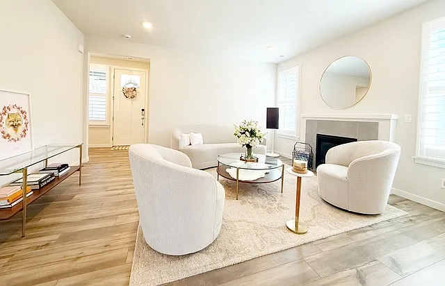 22109 Jameson Ave NW — Photo 9