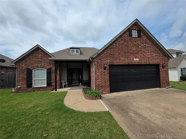 14210 S Toledo Ave, Bixby, OK 74008