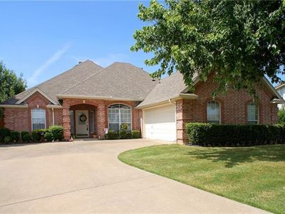 8437 Emerald Cir, North Richland Hills, TX, 76180