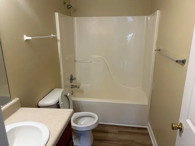 2821 Cobalt Dr #E — Photo 7