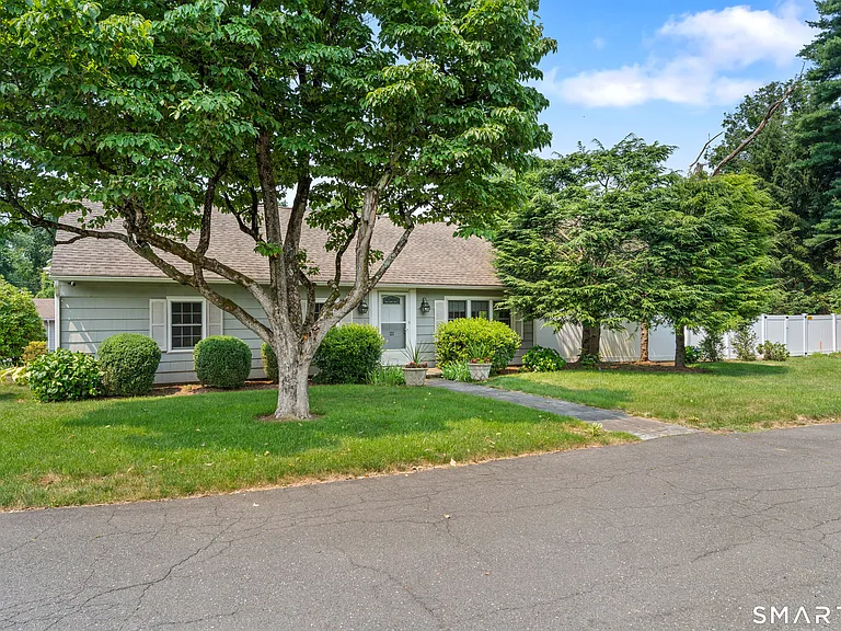 21 Richdale Dr #A — Photo 25