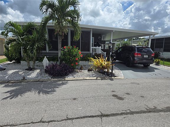2nd image of 127 Nicklaus Blvd