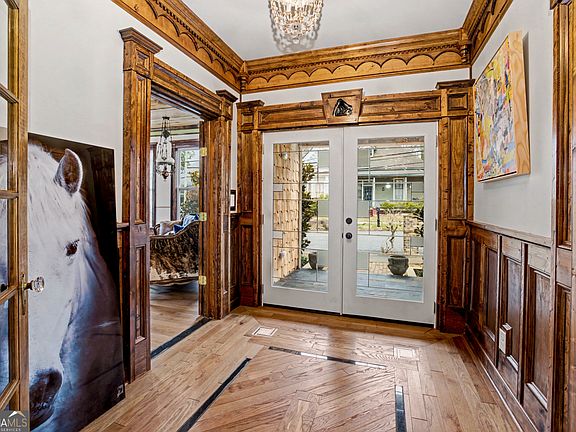 5th image of 68 Spring St