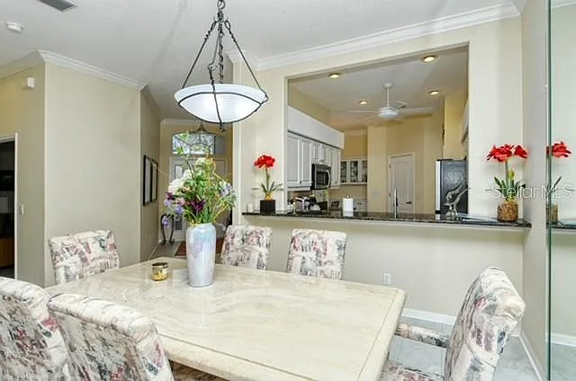 9480 Forest Hills Cir — Photo 11