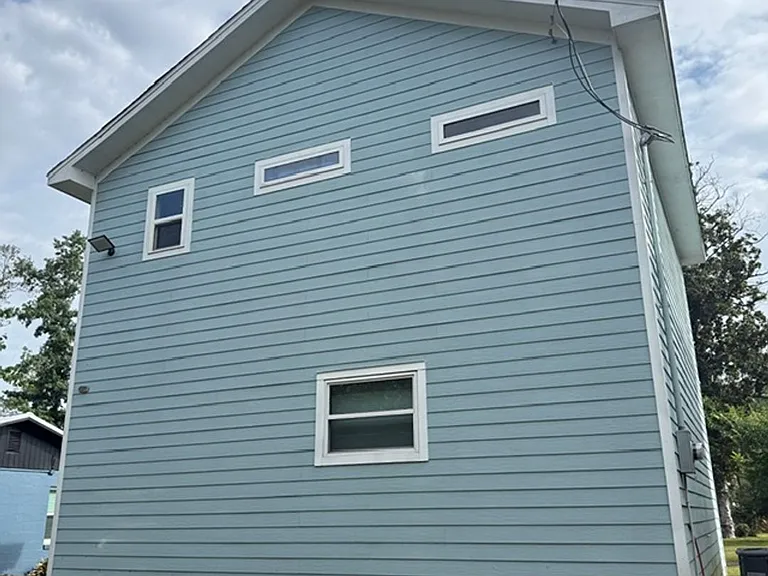 758 Parklawn Ct — Photo 2
