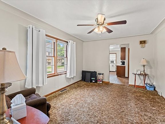 5th image of 814 Morlando Dr