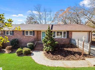 2 Kendal Green Dr, Greenville, SC 29607