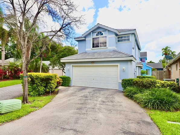 2884 Chapel Hill Ct, Davie, FL 33328