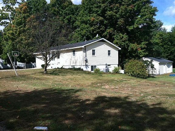 2nd image of 409 Williams St