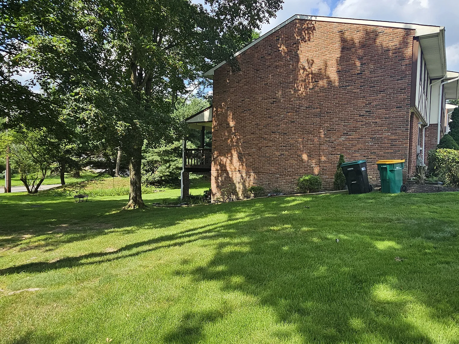 2 bed, 1.5 bath, 1434 sqft, $1,700 — Photo 4