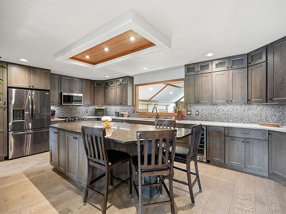 3rd image of 312 Riverwood Bnd