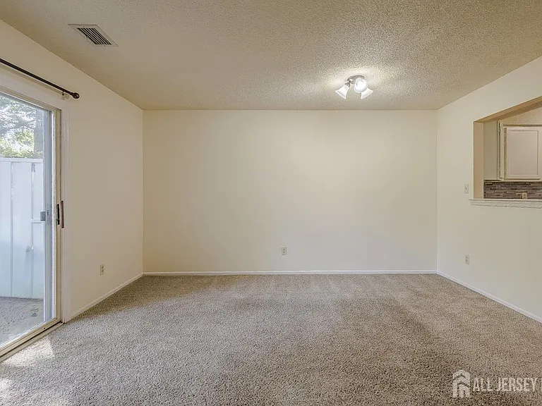 139 Baron Ln — Photo 16