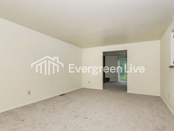 4th image of 6291 Leawood Dr