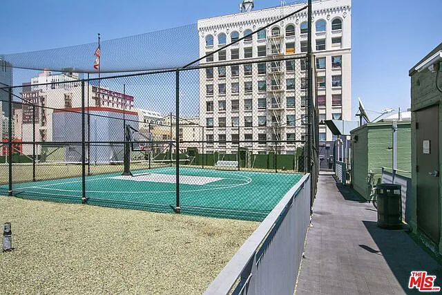 738 S Los Angeles St #305 — Photo 25