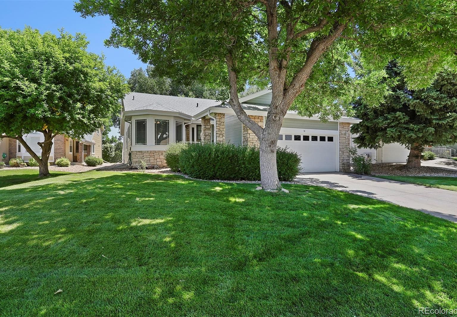 19 Sutherland Ct, Highlands Ranch, CO 80130 Zillow