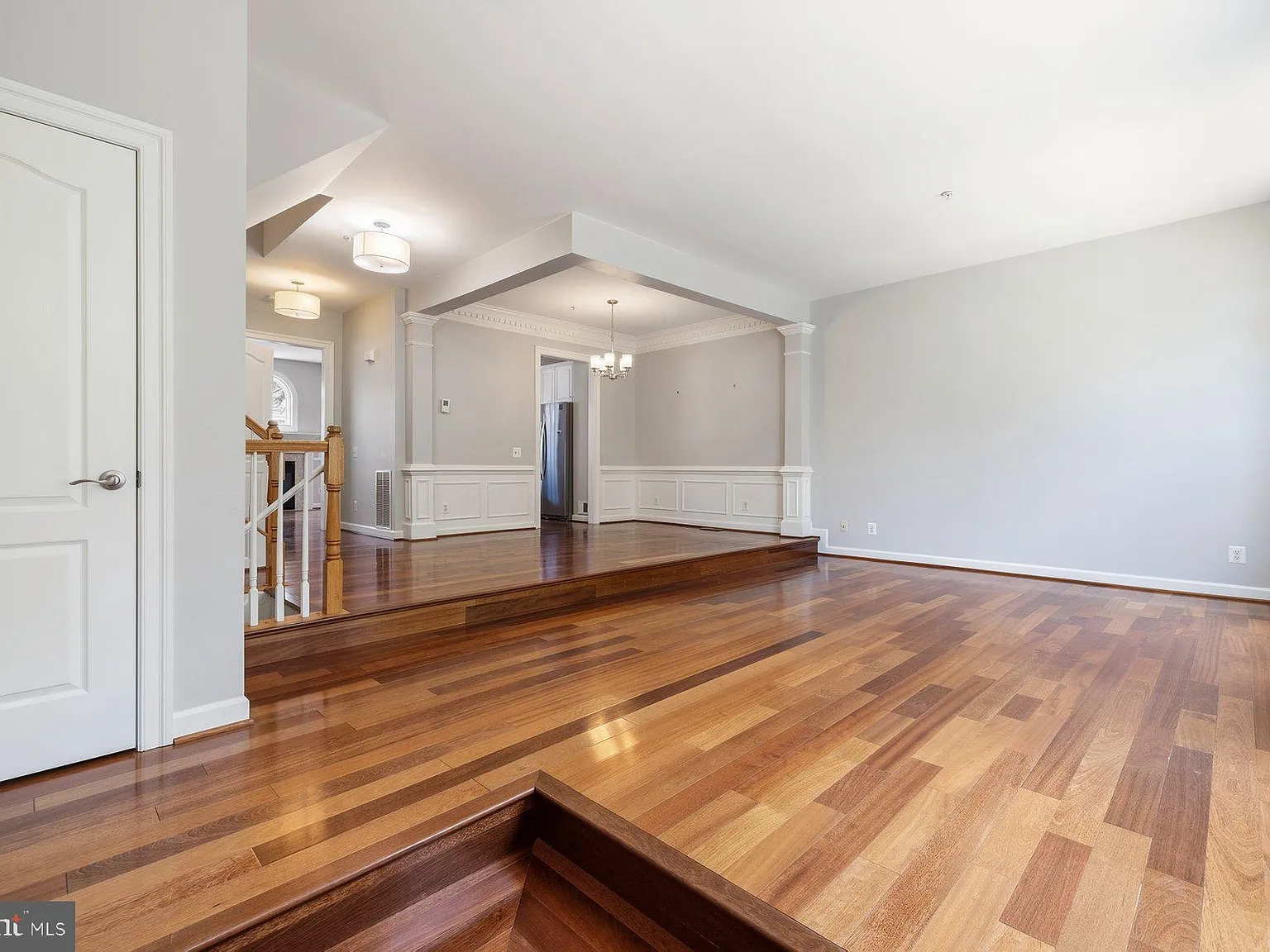 3 bed, 4.5 bath, 3065 sqft, $4,000 — Photo 4