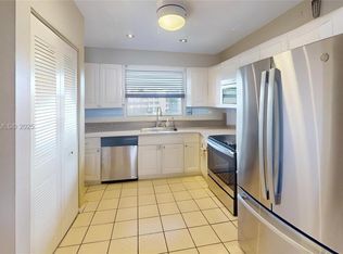 9320 Sunrise Lakes Blvd APT 306, Sunrise, FL 33322