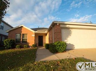 2116 Cedar Park Dr, Forney, TX 75126