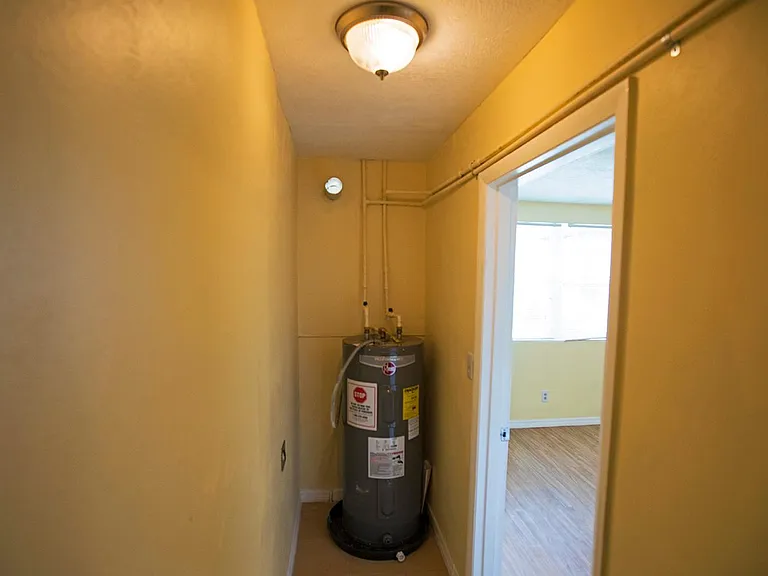 1225 Harrison St — Photo 8