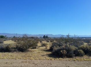 42 Papago Rd, Apple Valley, CA 92307