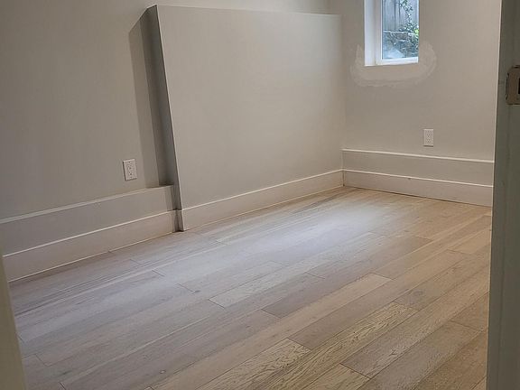 3rd image of 1453 20th Ave