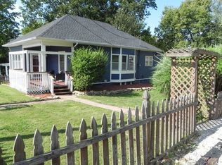210 W College, Independence, MO 64050