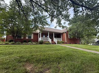 1102 Richliev Ln, Frankfort, KY 40601