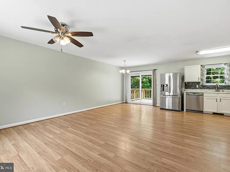 3535 Chesapeake Ave — Photo 4