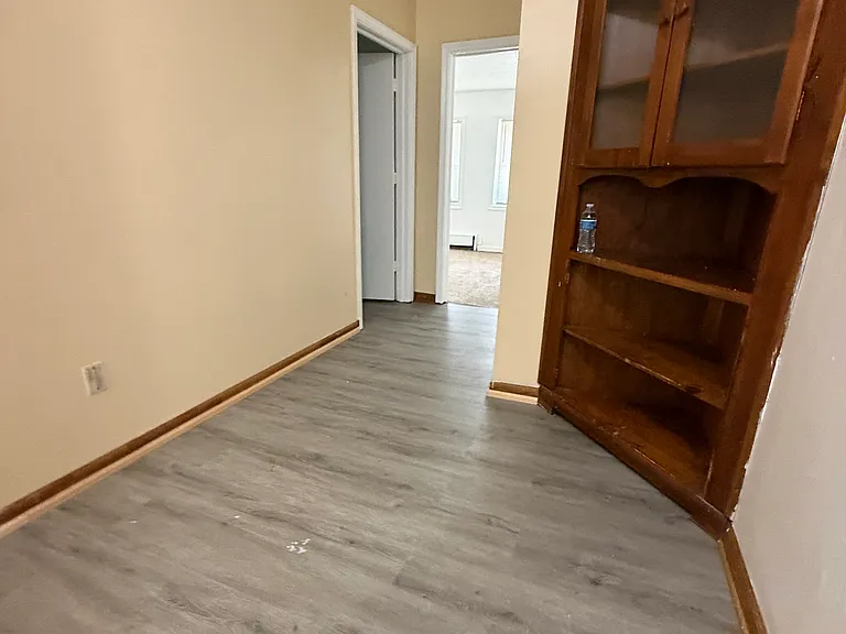 149 Playter St #1 — Photo 11