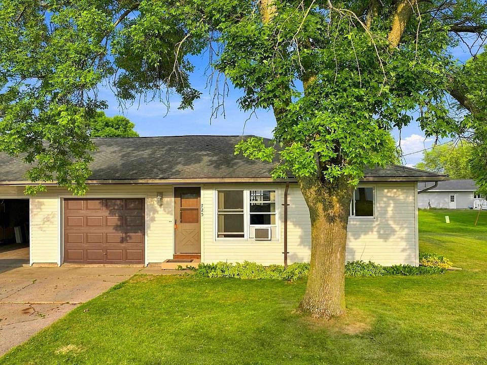 1st image of 725 - 727 N PLUM AVENUE