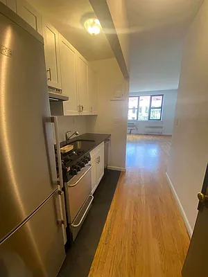 Rented by Bond New York | media 1