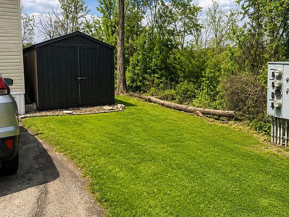 5th image of 621 Park Ln