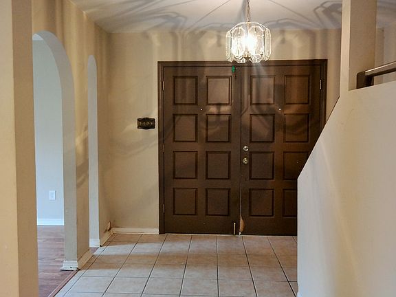 5th image of 1508 Avenue F