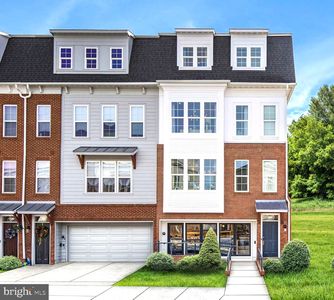 2590 Farmstead Dr #501, Rockville, MD, 20850