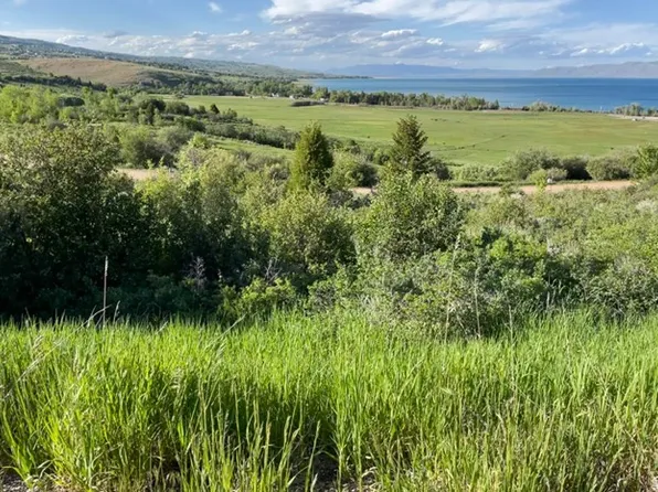 747 W Snowberry Ct, Garden City, UT 84028