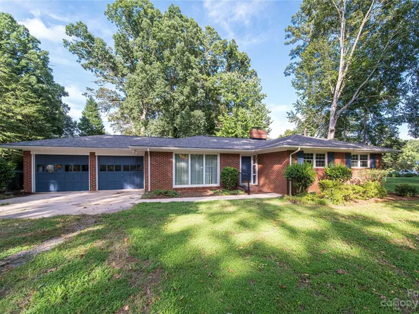 1623 Wiltshire Rd, Salisbury, NC 28144