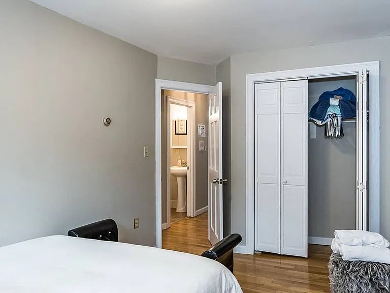 43 Grove St #3 — Photo 8