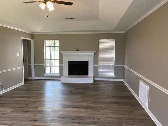 4th image of 358 Southwind Dr