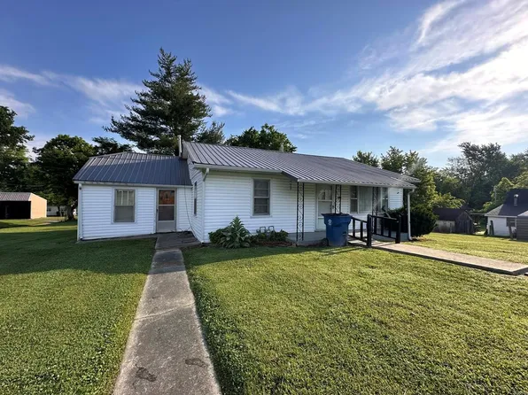 404 Locust St, Bloomfield, MO 63825