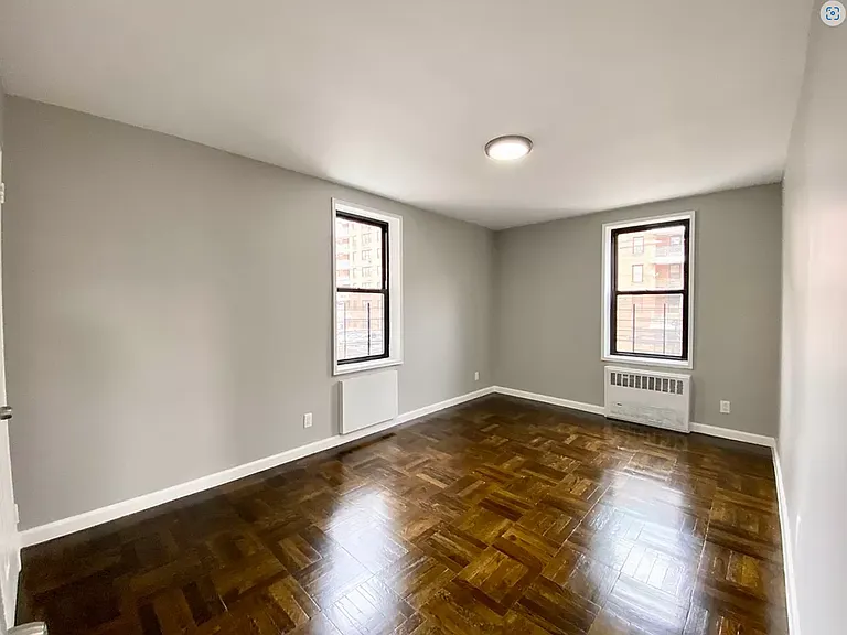2401 Davidson Ave #2J — Photo 5