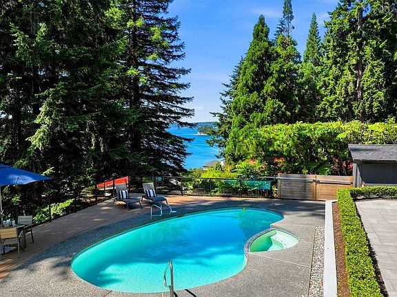 2nd image of 164 Madrona Drive NW